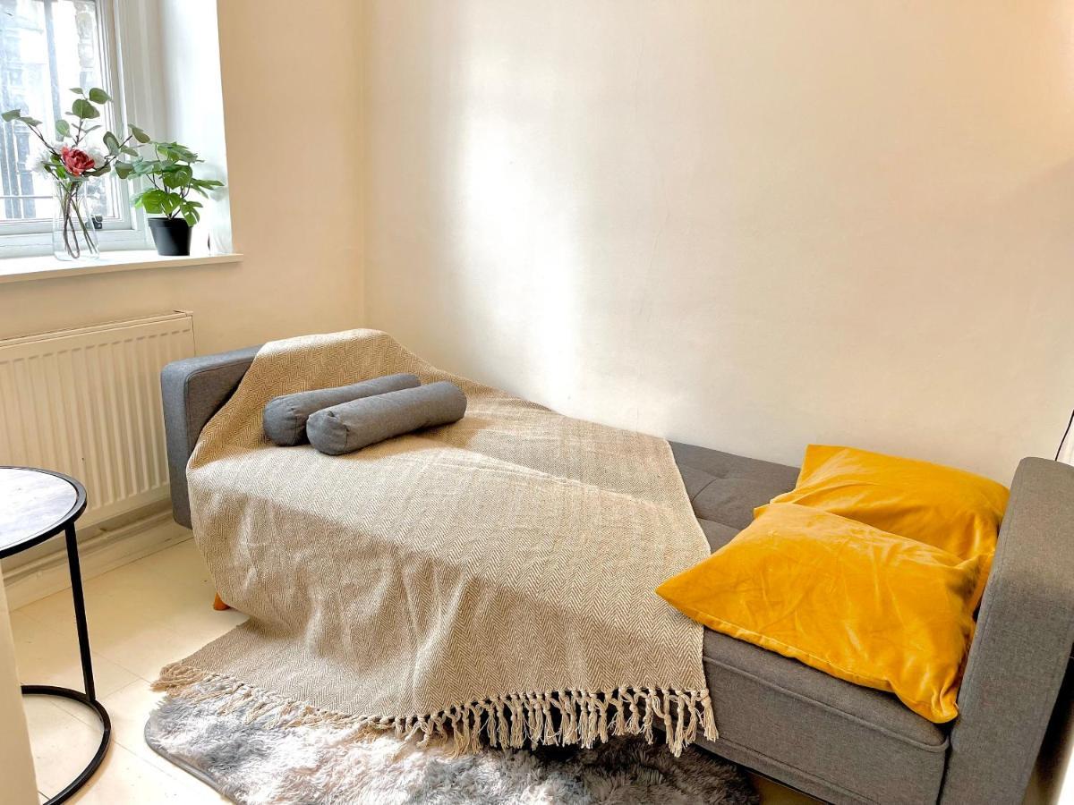 לונדון Archway Station Big Bedroom Flat מראה חיצוני תמונה