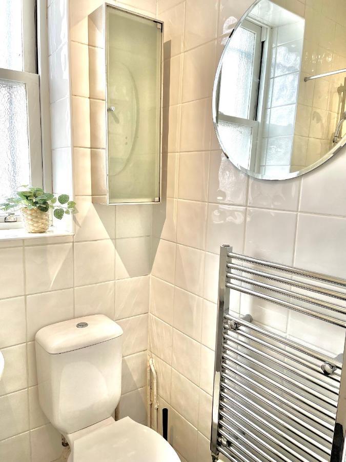 לונדון Archway Station Big Bedroom Flat מראה חיצוני תמונה