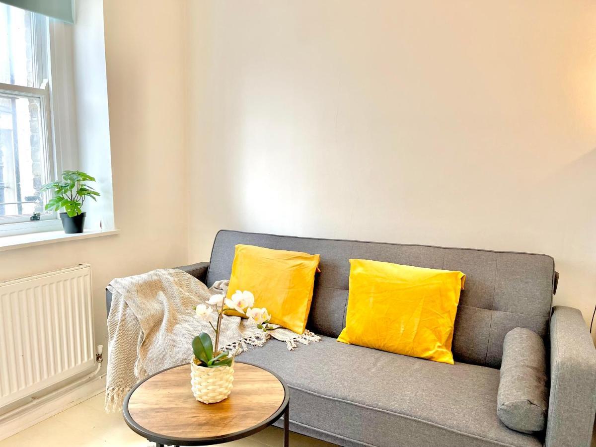 לונדון Archway Station Big Bedroom Flat מראה חיצוני תמונה