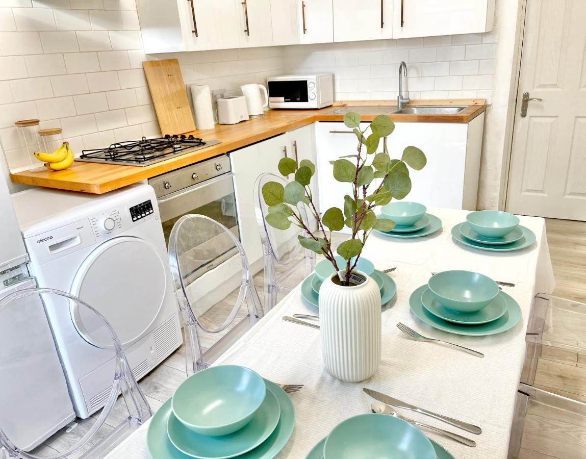 לונדון Archway Station Big Bedroom Flat מראה חיצוני תמונה